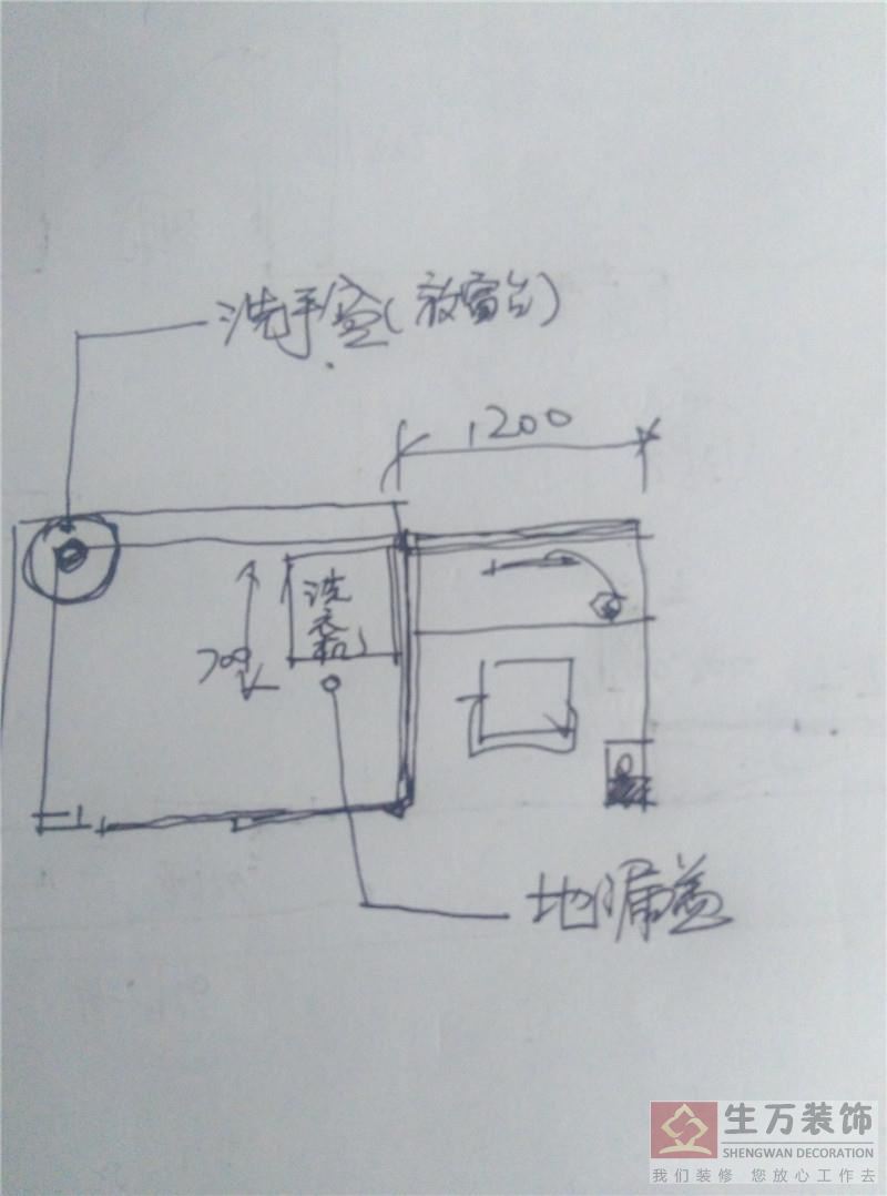 改造后的陽臺擺放的洗衣機，安裝地漏指示圖，洗手盆選用臺上盆安裝在陽臺墻角位置上，節省陽臺空間。